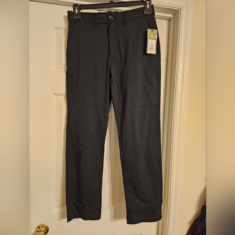 NWT Men's Black Chino Pants. Size: 29W 30L.